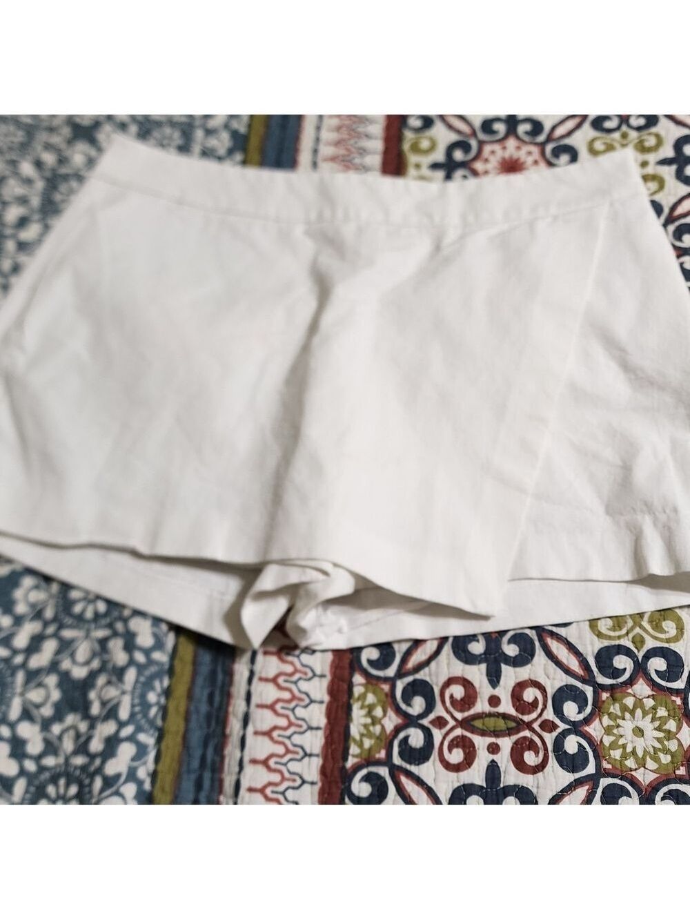 Crown & Ivy White Skorts
